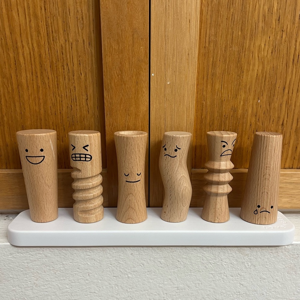 Lovevery Wooden Emotion Dolls
